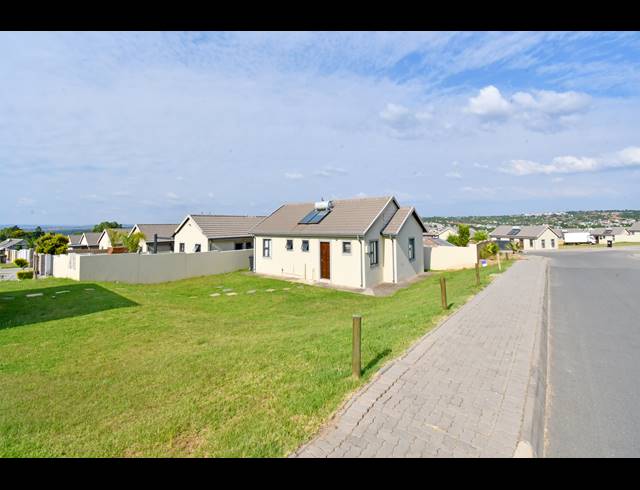3 BEDROOM HOUSE FOR SALE IN COSMO CITY
